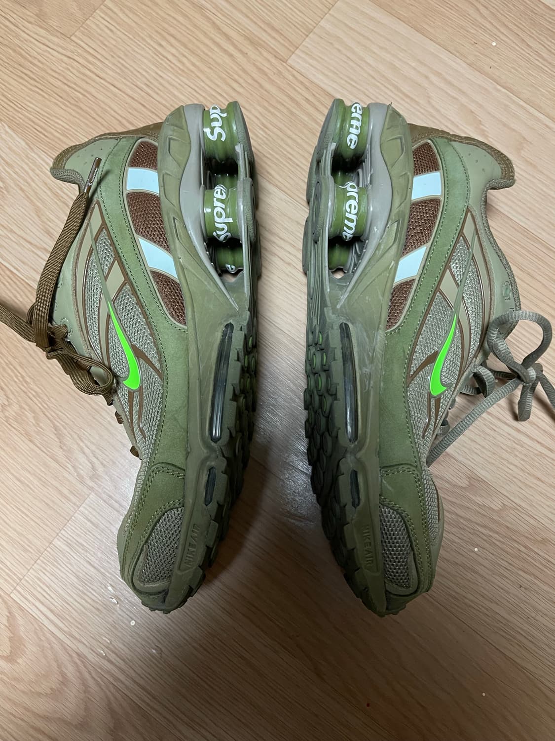 [280]나이키 샥스 라이드 2 슈프림 뉴트럴 올리브 상품이미지5