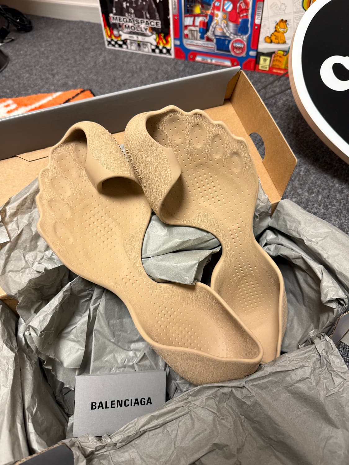 [43] 발렌시아가 제로 스니커즈 베이지 상품이미지8