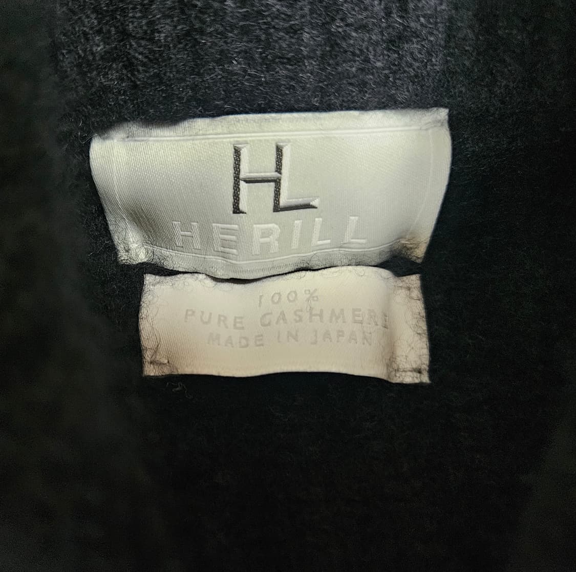[2] 헤릴 골든캐시미어 코위찬 블랙 팝니다 상품이미지5