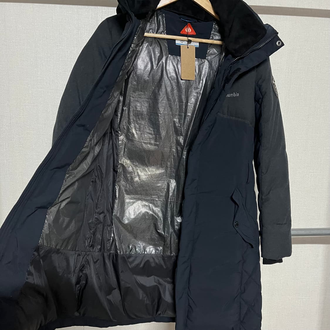 컬럼비아 블랙 여성 롱패딩 M 상품이미지8