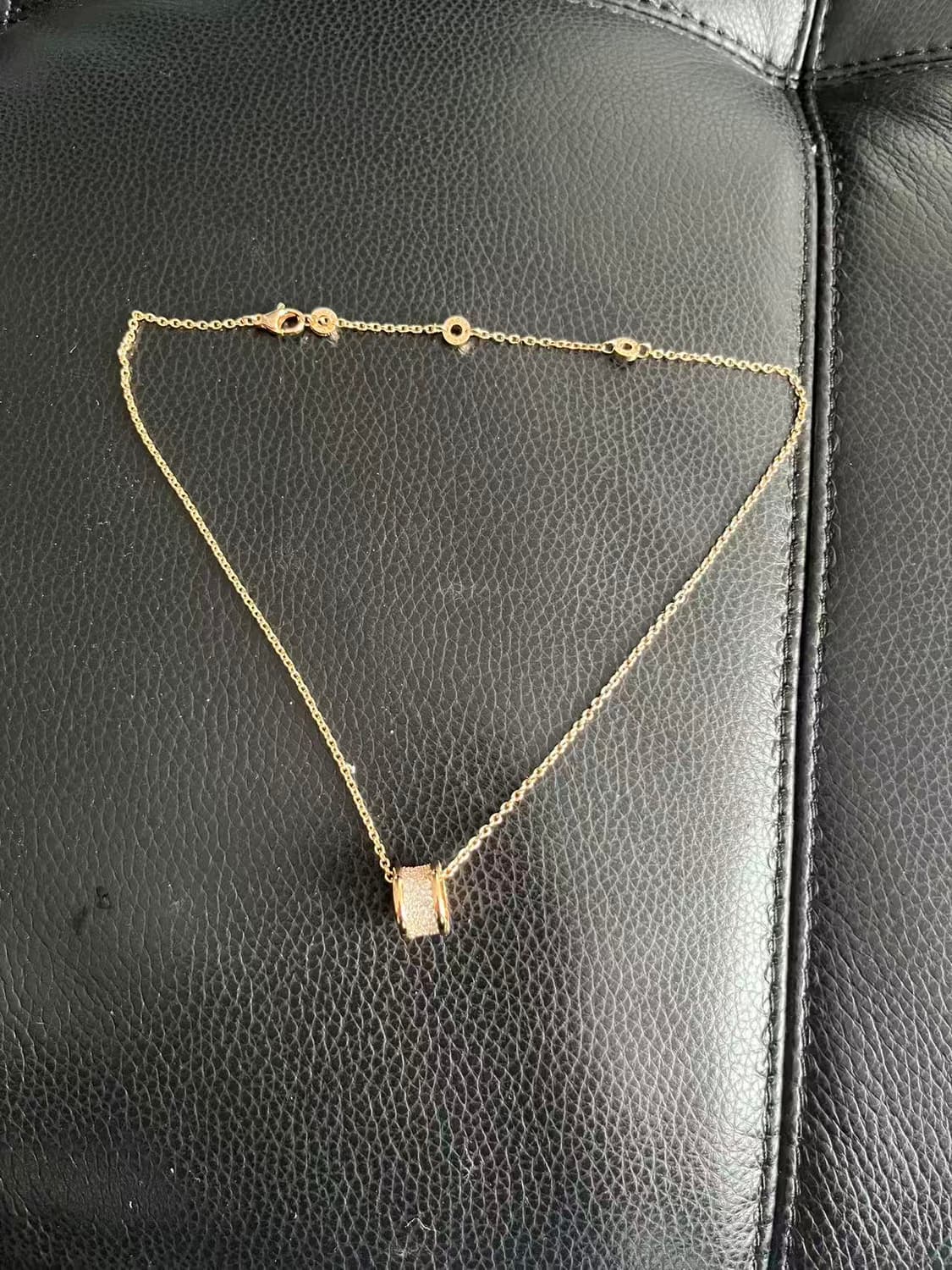 불가리 비제로원 네크리스 파베 로즈골드 상품이미지3