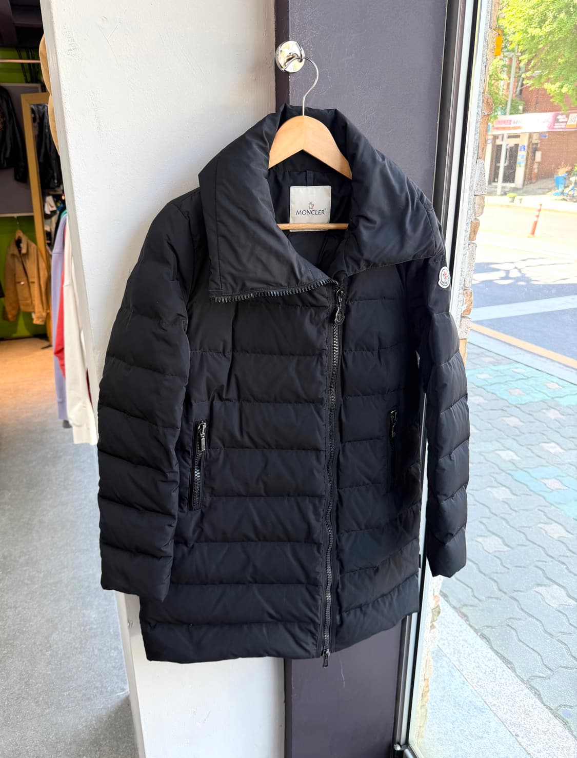 .1/ 몽클레어 하이넥 구스다운 패딩 점퍼 상품이미지3