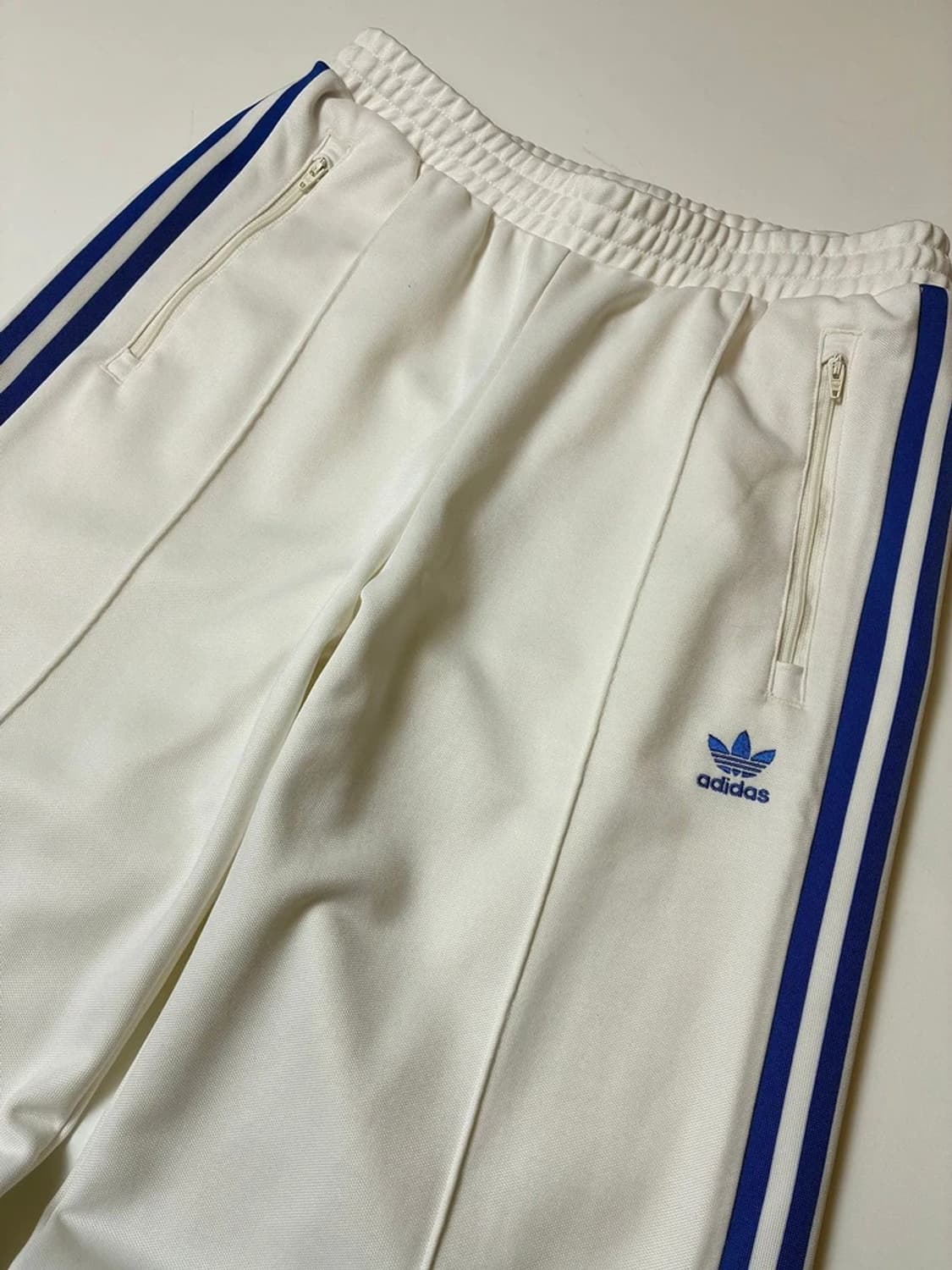 아디다스 베켄바우어 블루라인 스웻 팬츠 PN8352 상품이미지2