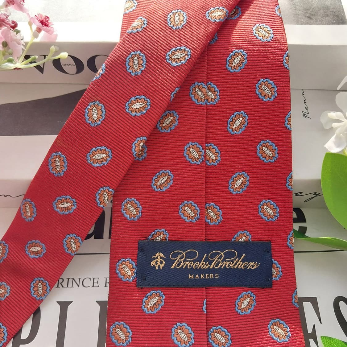브룩스브라더스 실크 레드 패턴 넥타이 9.8cm A등급 K1810
 상품이미지6