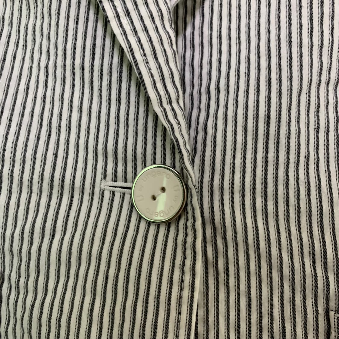 Ungaro 웅가로 스트라이프 린넨혼용 원버튼 슬림라인 여성 자켓 상품이미지4