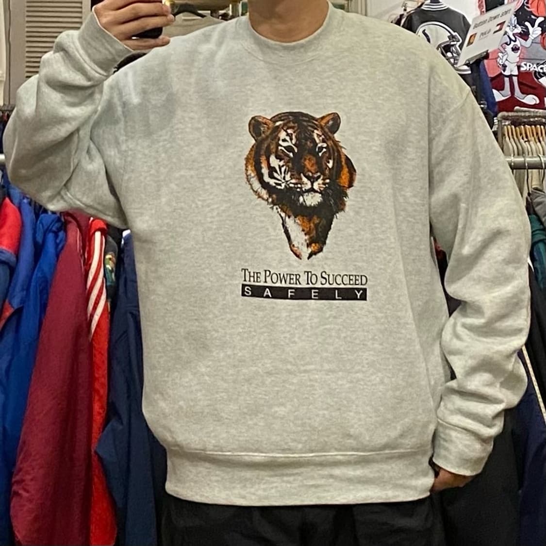 90s USA 플루츠오브더룸 호랑이 맨투맨 상품이미지1