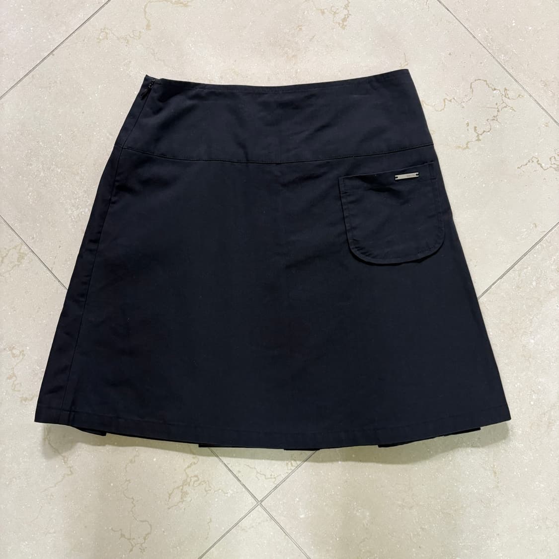 미세키서울 미디랩스커트 블랙 2사이즈 상품이미지3