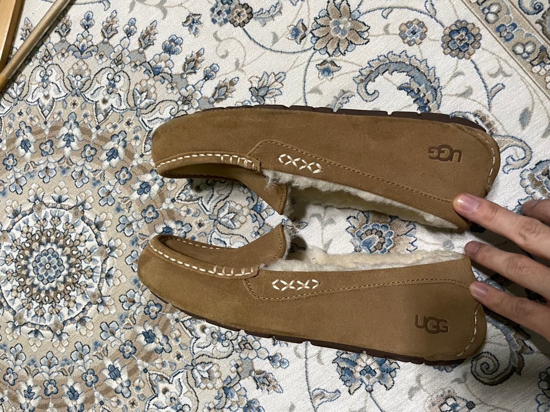 어그 UGG 앤슬리 모카신 뮬 로퍼 슬립온 250 체스터넛 상품이미지6