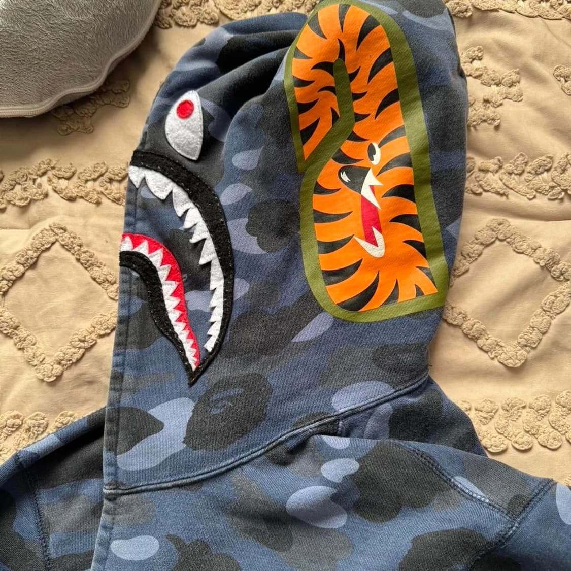 베이프 카모 샤크 후드집업 블루 상품이미지3