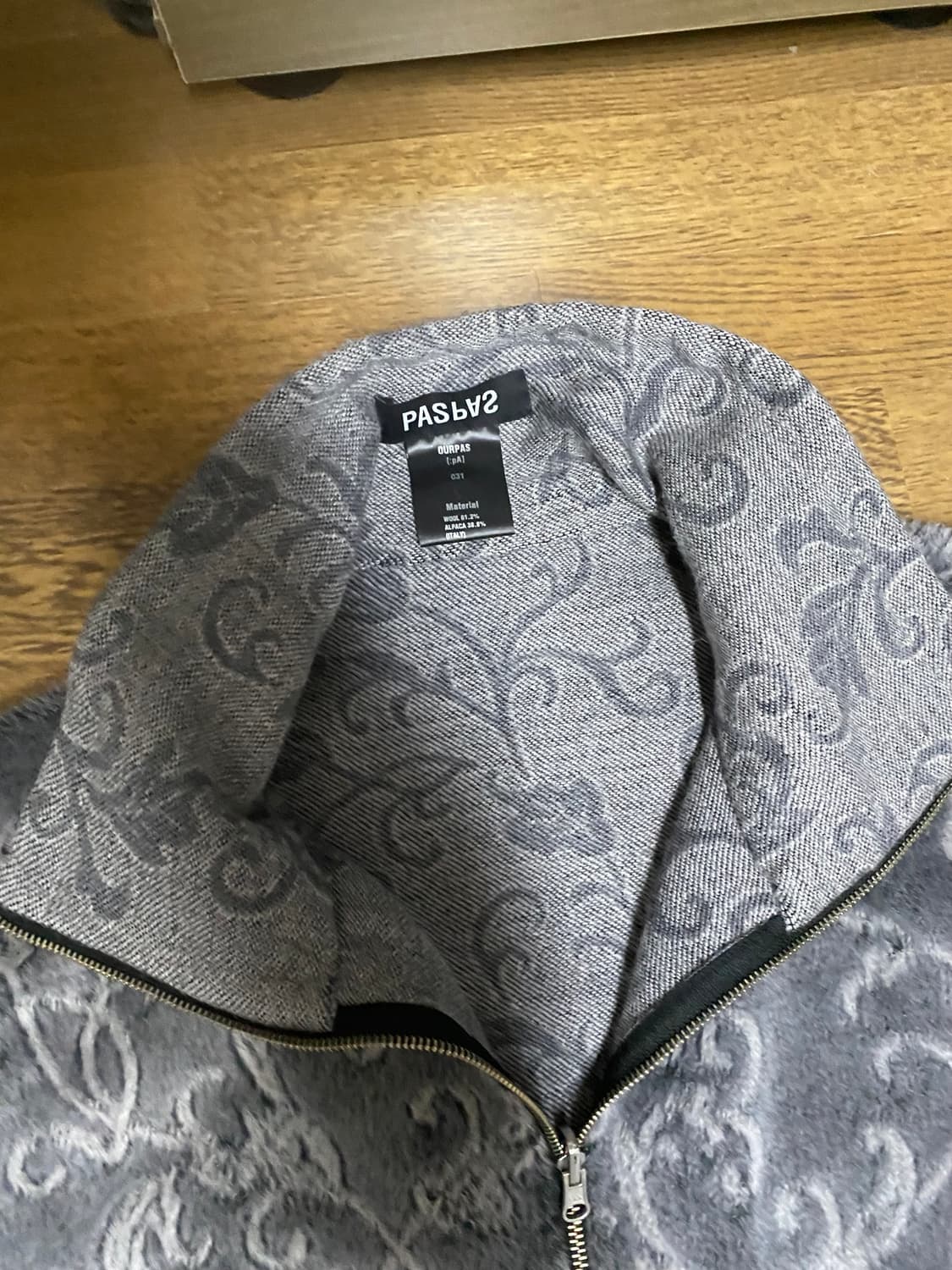 ourpas 031 페이즐리 자카드 후리스 자켓 그레이 os 상품이미지3