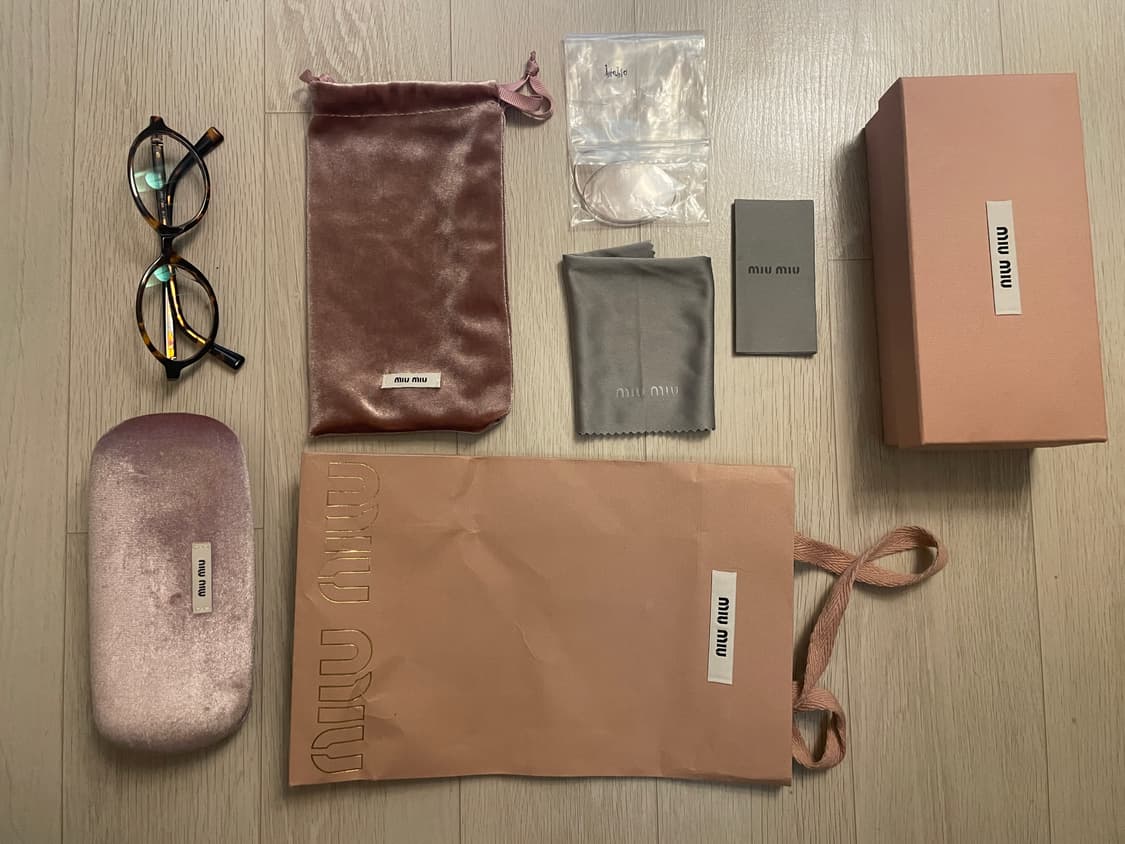 미우미우 리가드 상품이미지1
