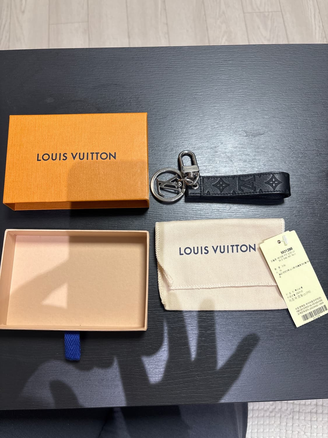 루이비통 키홀더 & 백참 상품이미지1