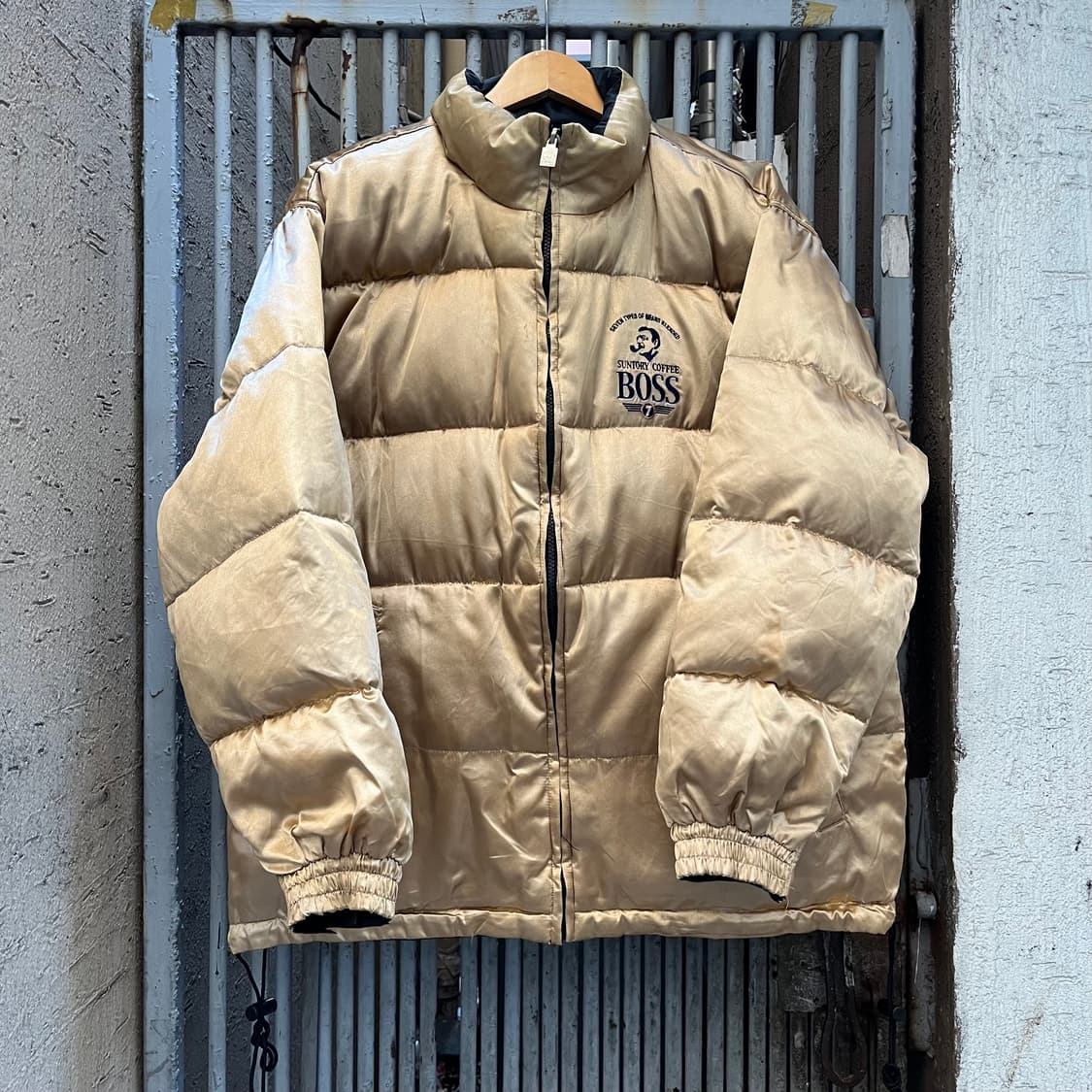 Boss Coffee reversible down 상품이미지1