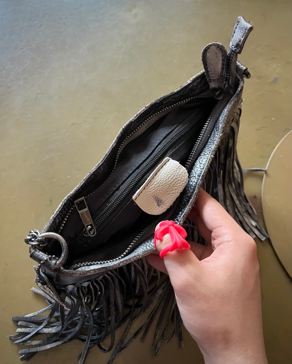Real Leather Metallic Studed Fringe Bag 상품이미지9