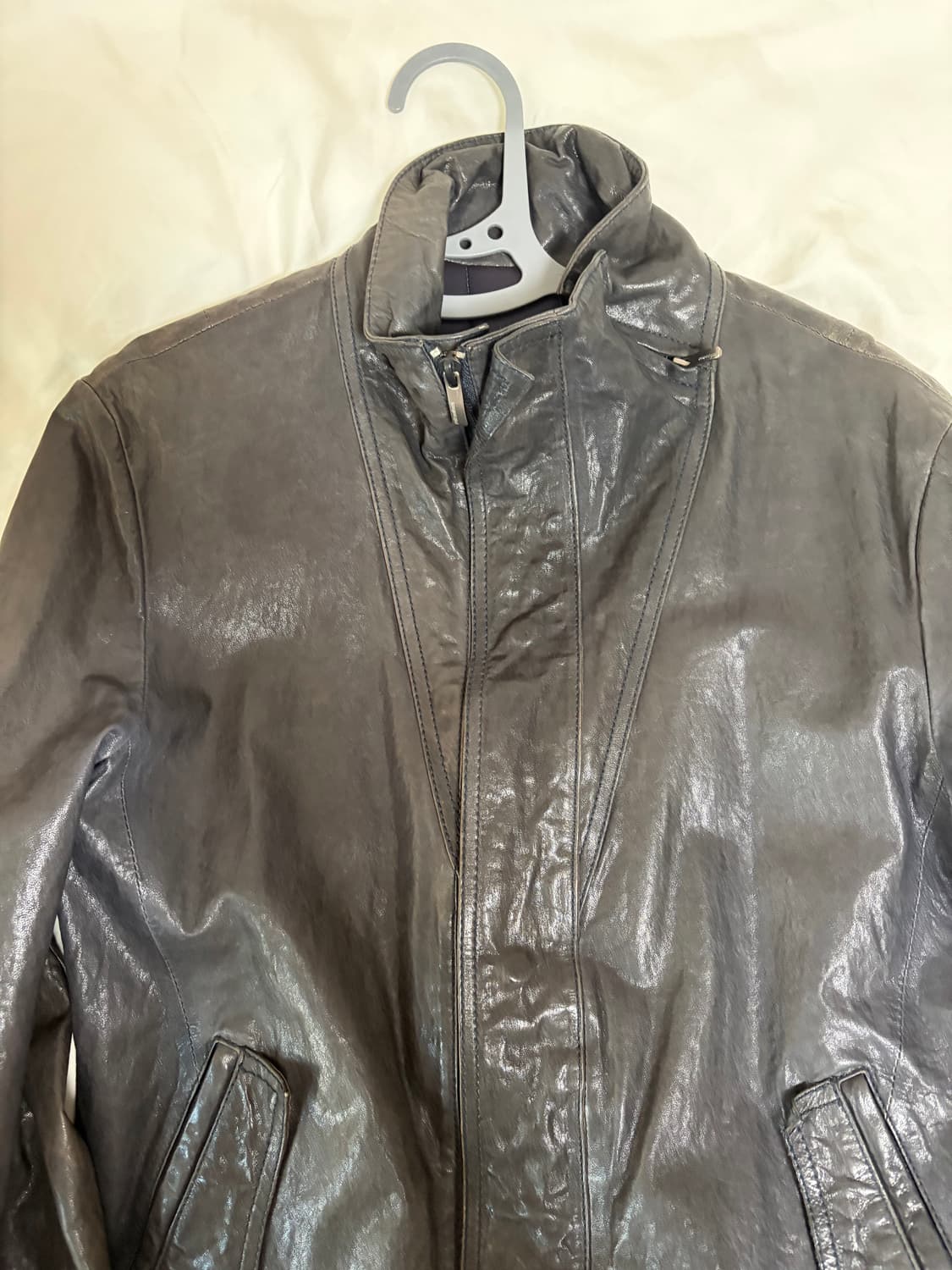 우영미 하이넥 레더자켓 블랙 상품이미지3