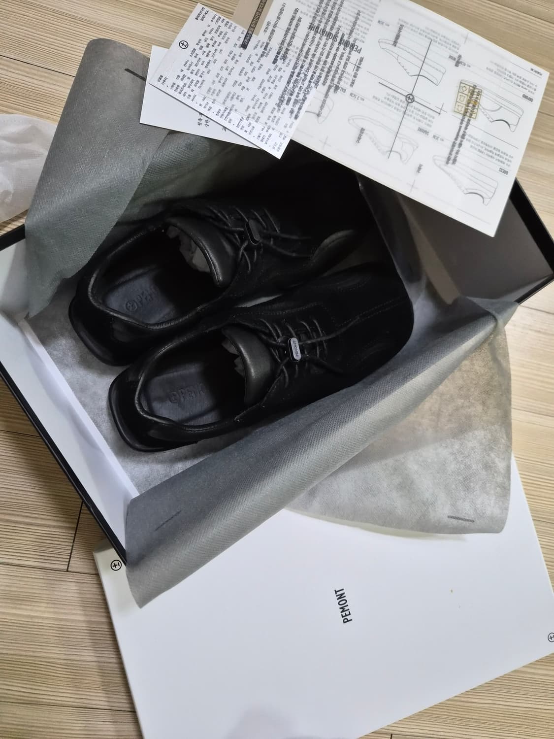 페몬트 스퀘어 블랙 250(w) 상품이미지2