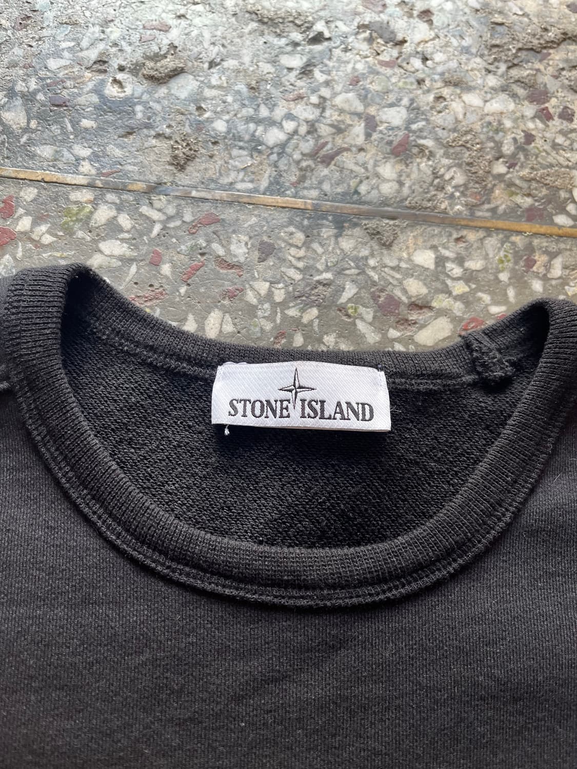스톤아일랜드 블랙 스웻셔츠 상품이미지5