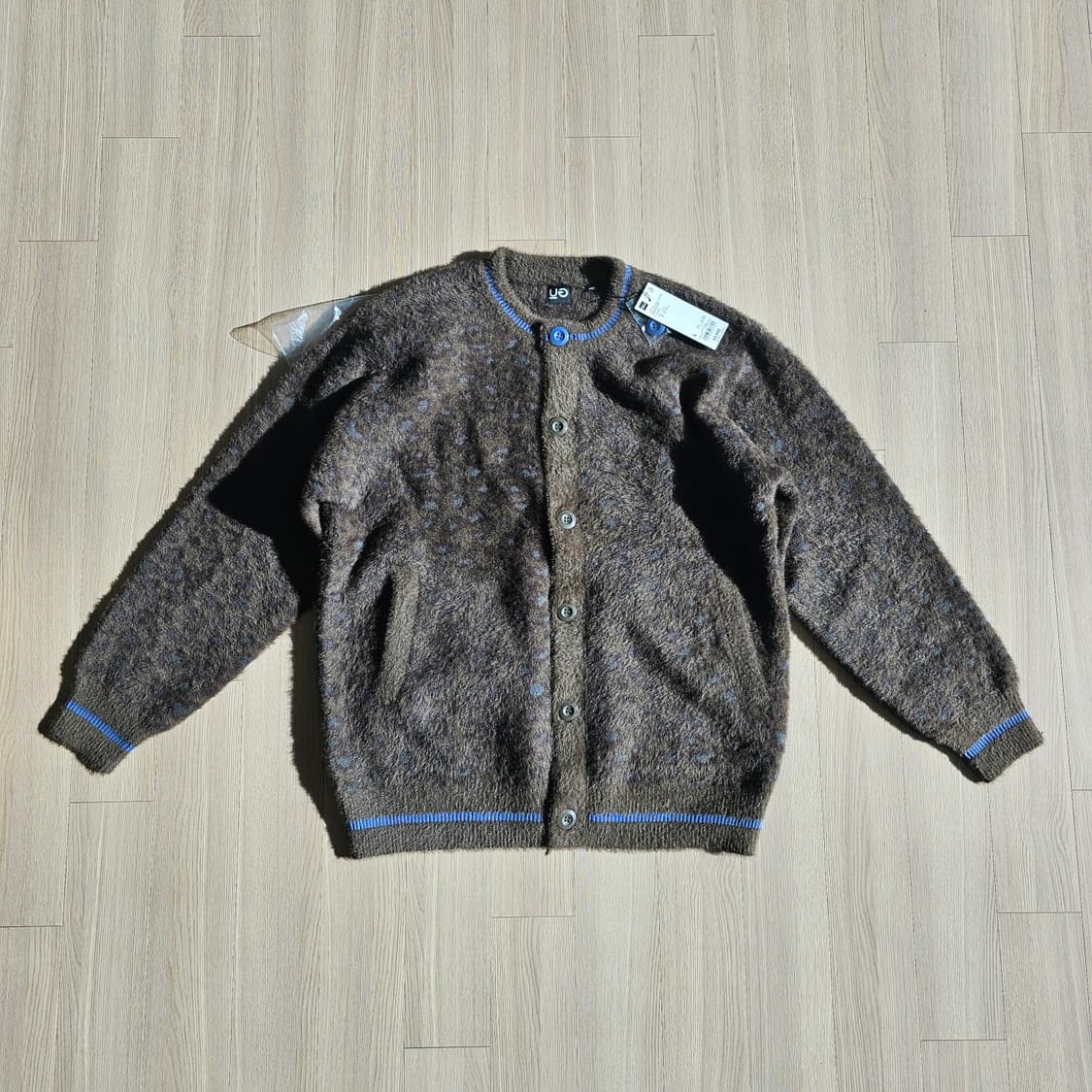 L 새제품 지유 GU X 언더커버 쉐기 크루넥 가디건 올리브 358522 상품이미지1