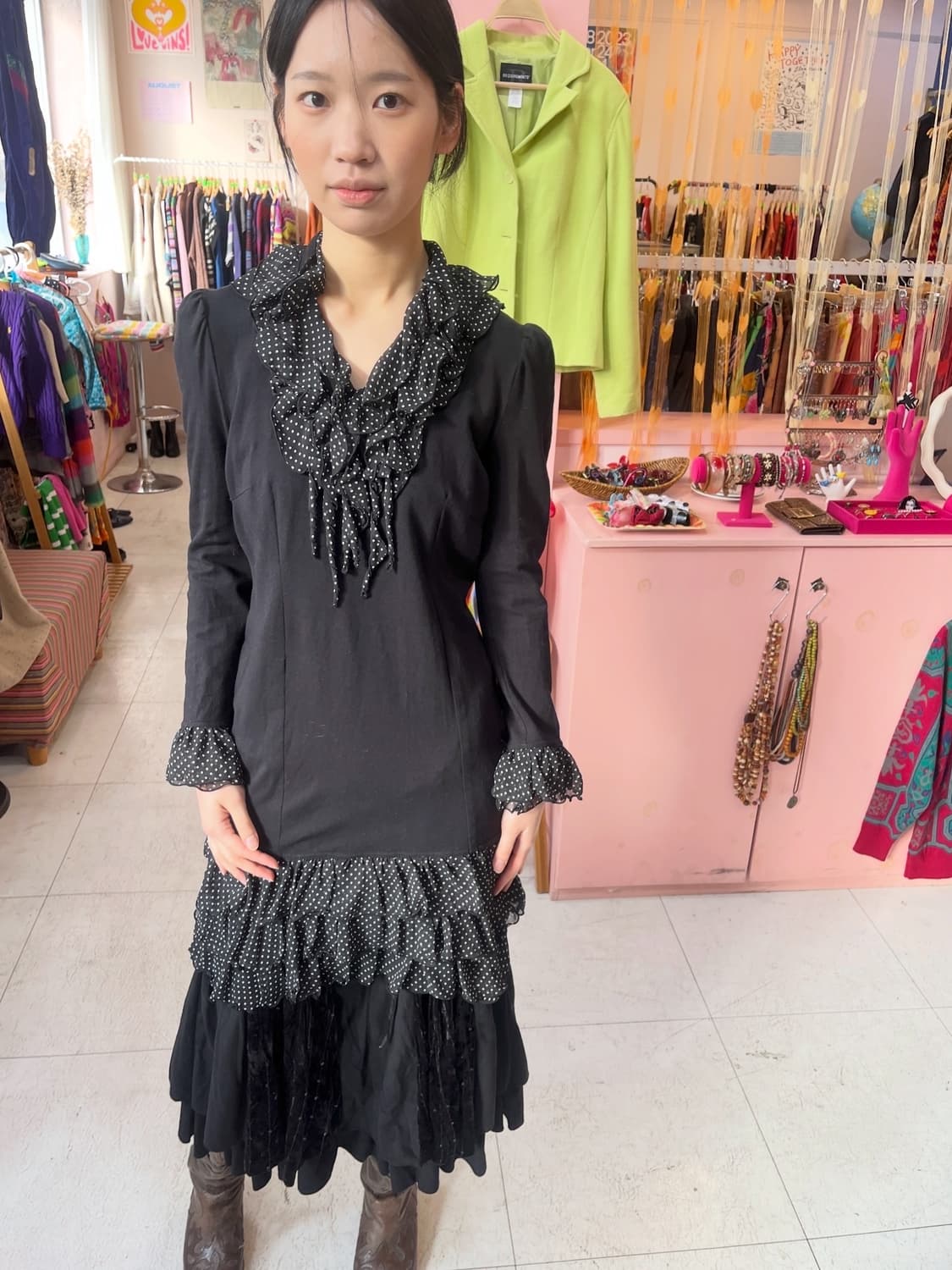 착샷) 앙 기모띠 블랙 땡땡이 스판 원피스 상품이미지3