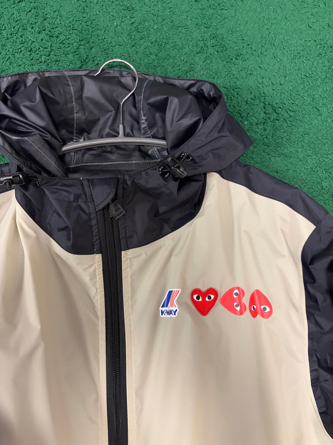 L) 꼼데가르송 x 까웨 바람막이 상품이미지3