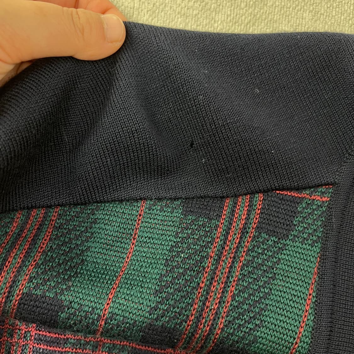 100 입생로랑 93s 아카이브 체크 가디건 상품이미지4