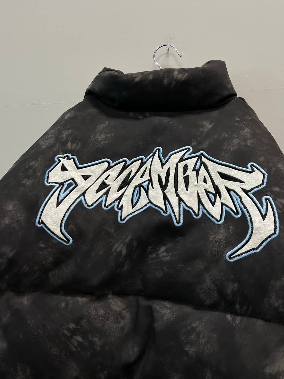 Reakinsse 오버핏 타이다이 레더 스트릿 푸퍼 패딩 자켓  상품이미지7