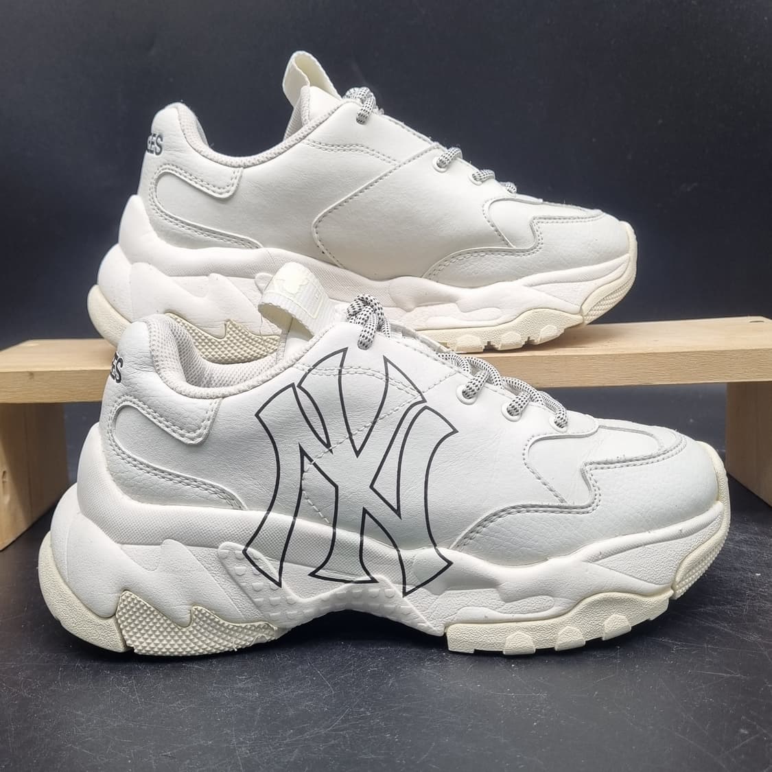 MLB 빅볼청키 뉴욕양키스 여성운동화230  상품이미지1