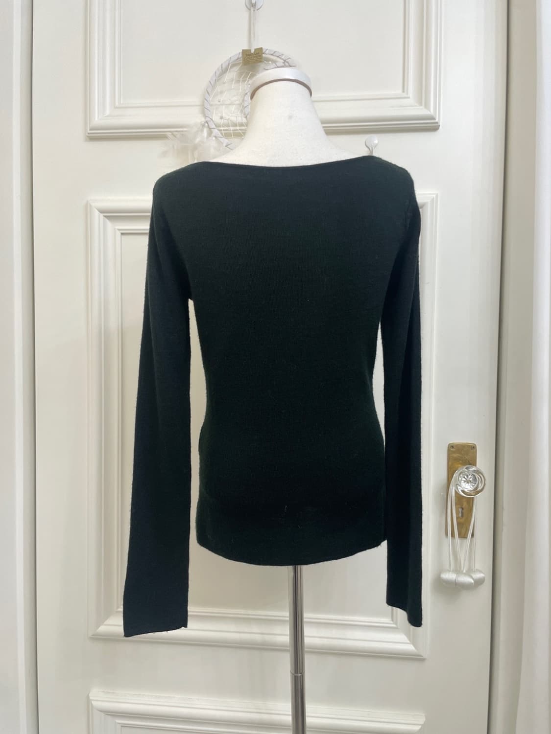 black neck stone point basic knit top 상품이미지3