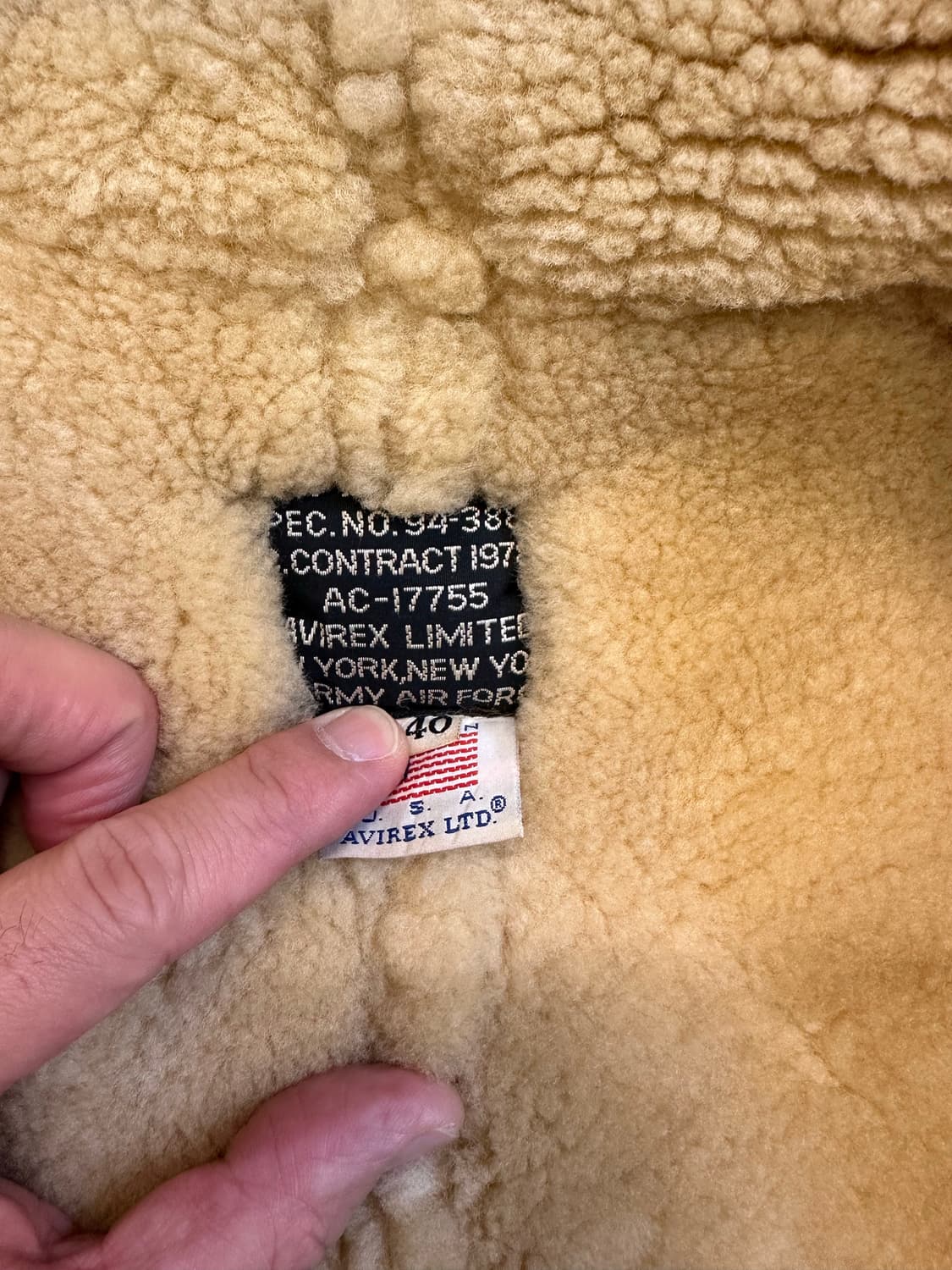 Avirex B-3 무스탕 자켓 40사이즈 L 상품이미지3