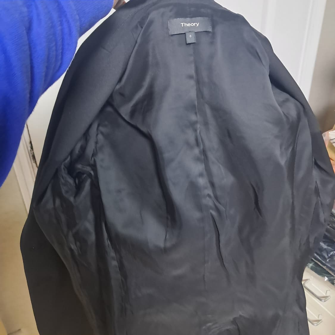 띠어리 블랙 더블 버튼자켓 0사이즈(거의새제품, 20년제품) 상품이미지7