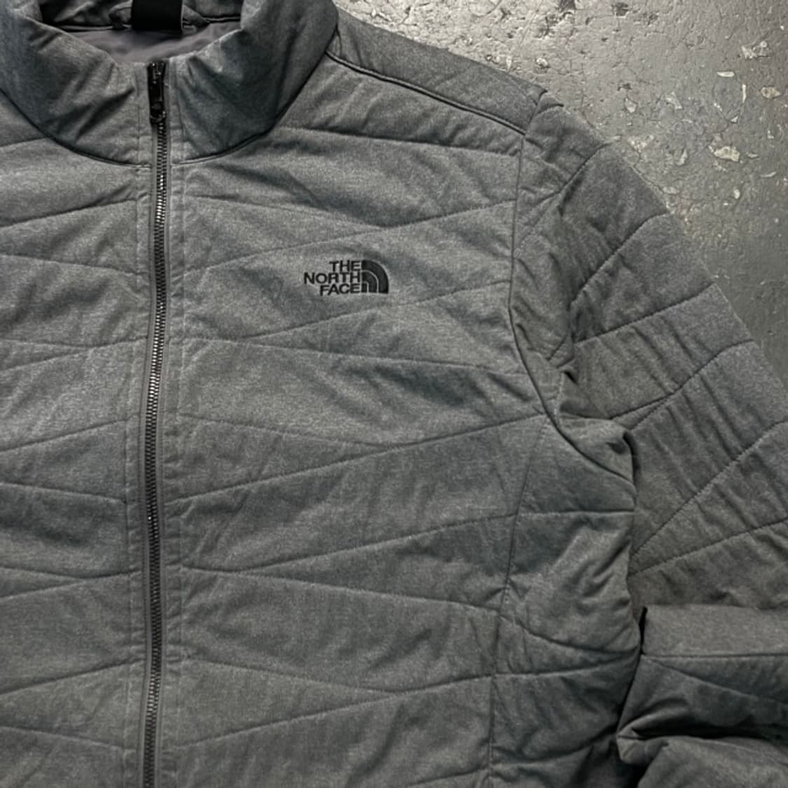 105 노스페이스 브이모션 경량패딩 상품이미지2