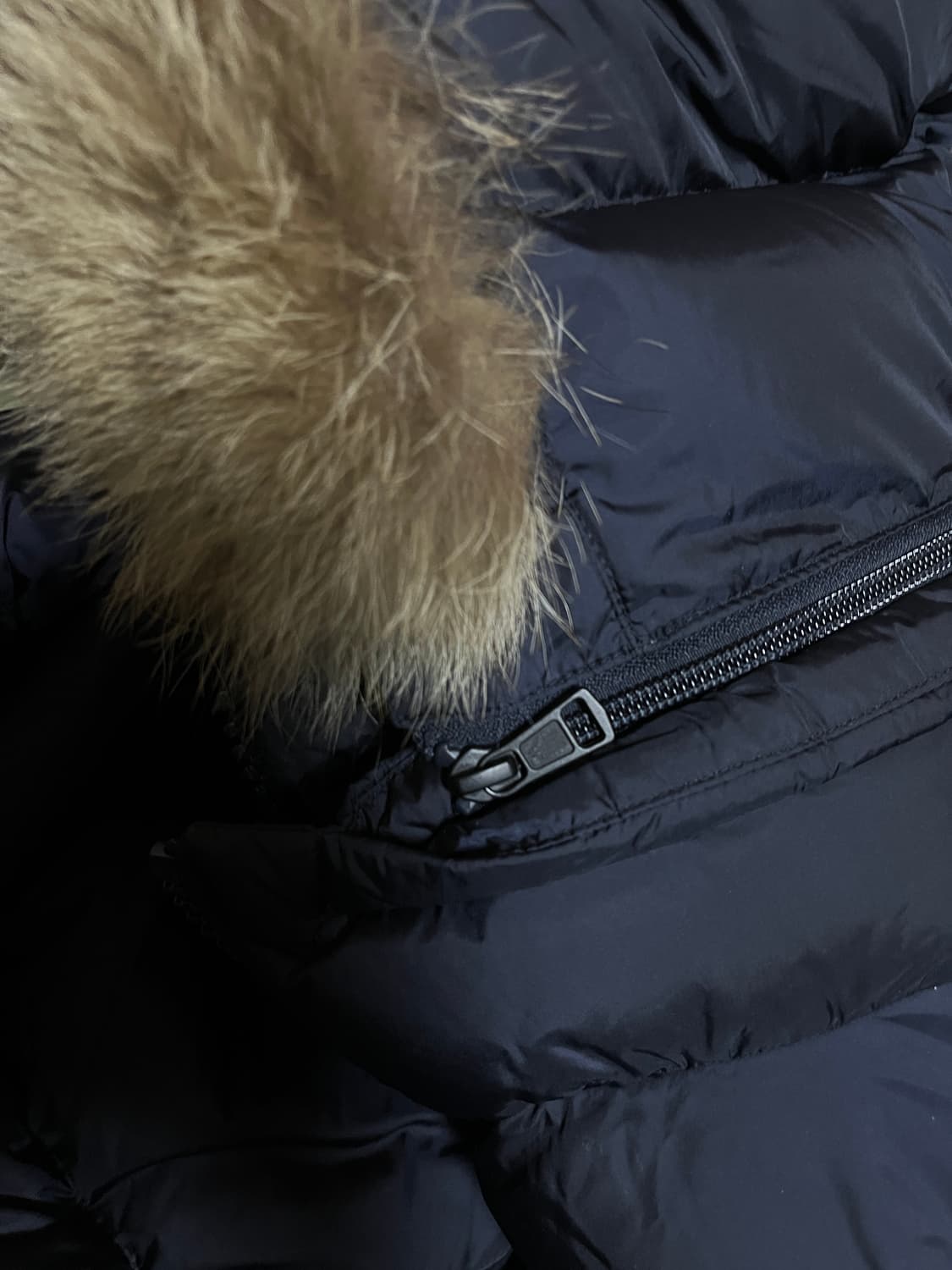 몽클레어 마르크 패딩 사이즈5 상품이미지4