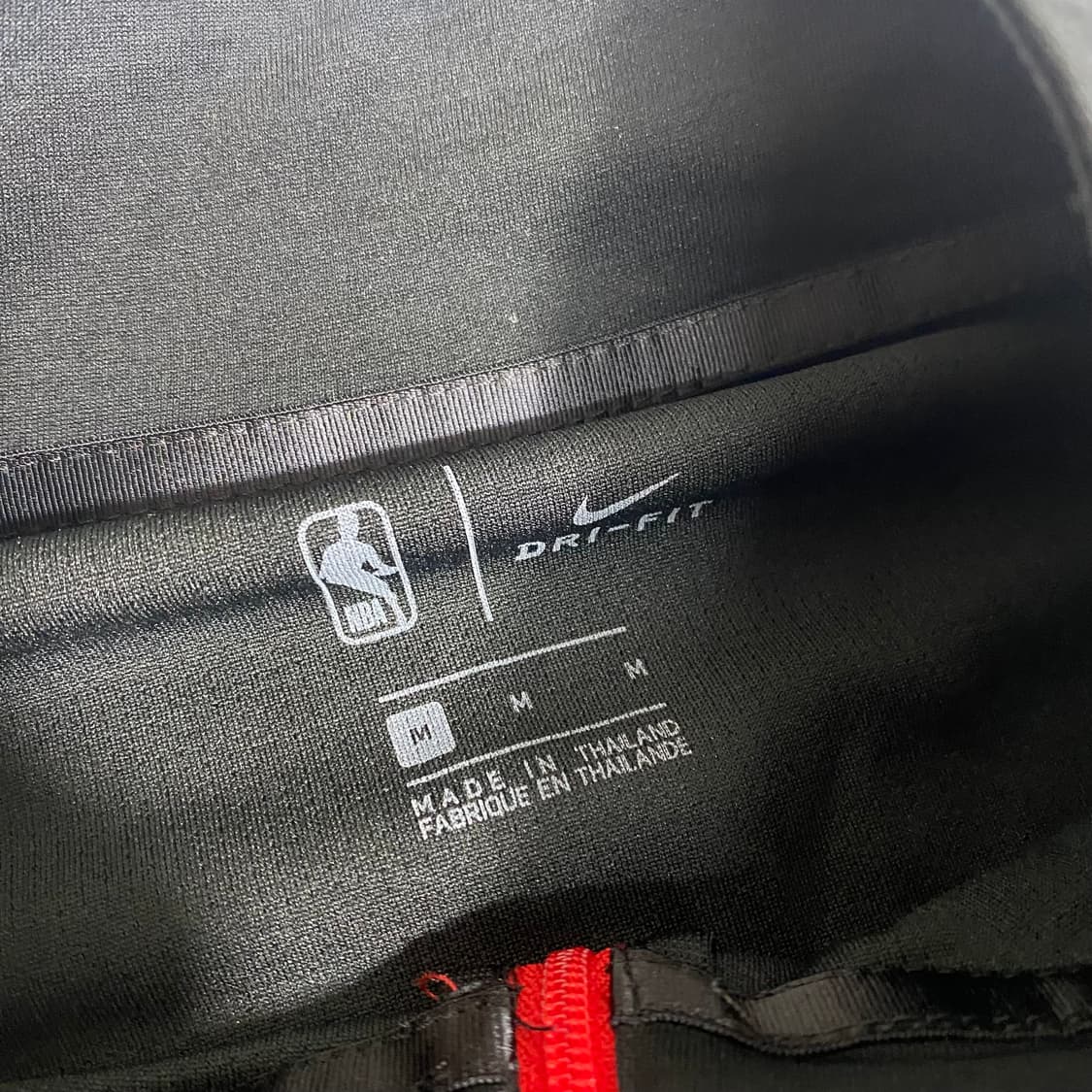 새상품) 나이키 NBA 하프집업 M 상품이미지2