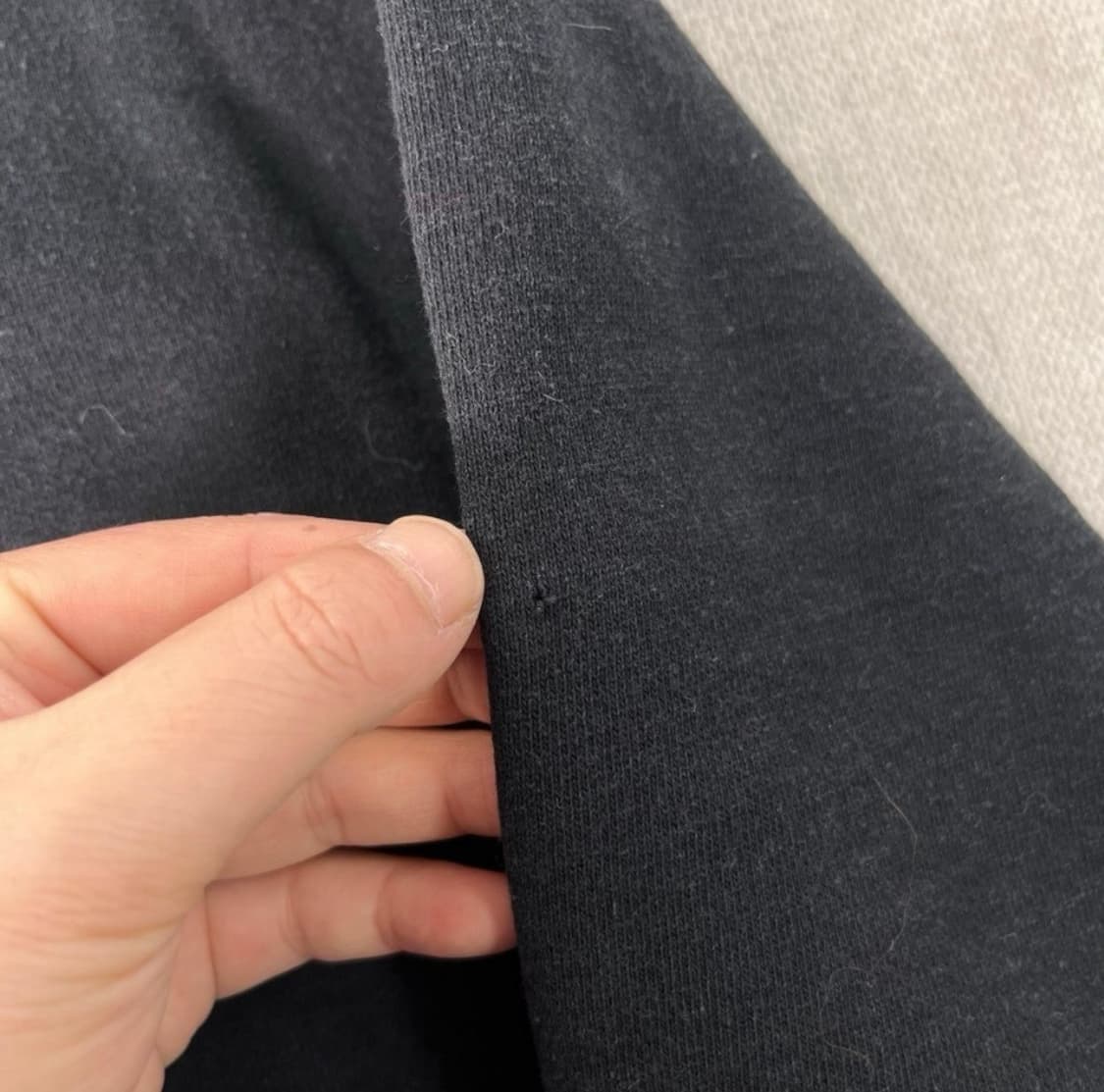 100 디스이즈네버댓 백로고 맨투맨 상품이미지8