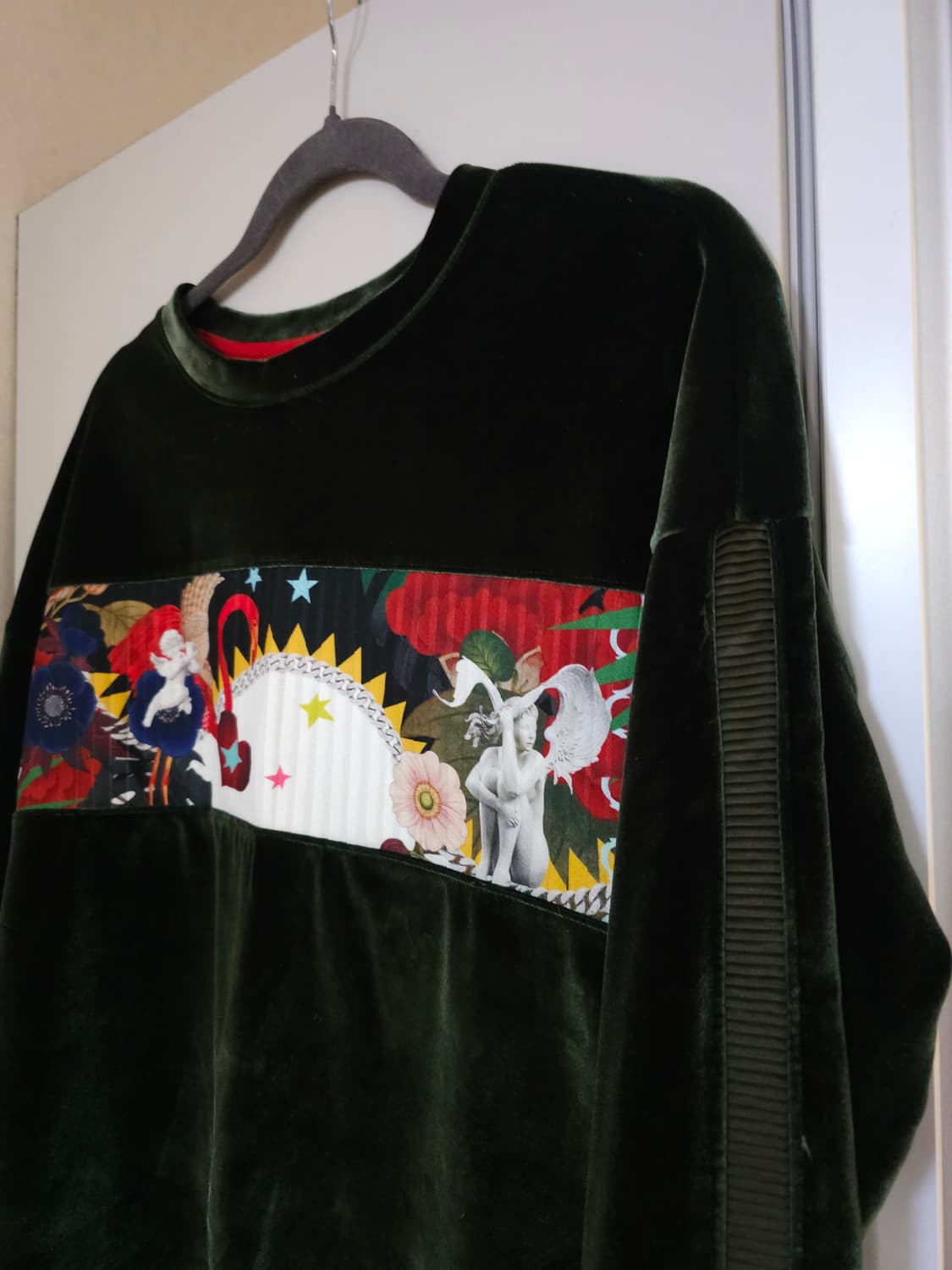 Doucan 두칸 벨벳 맨투맨 상품이미지4