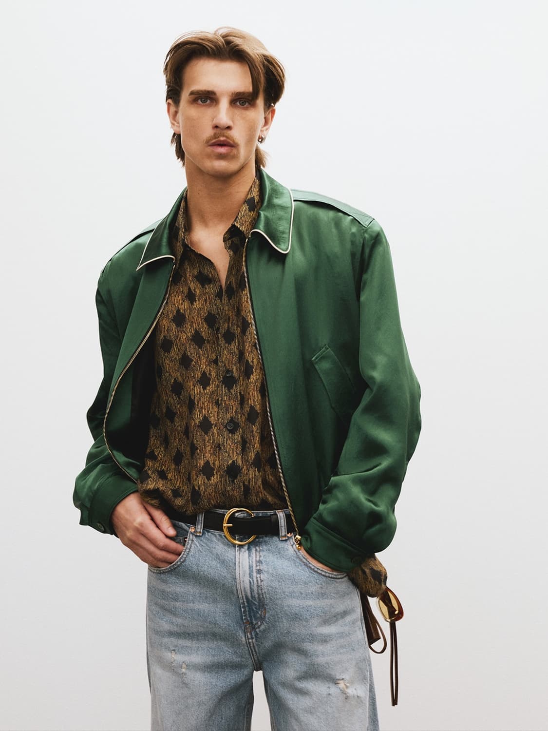 렉토 RECTO 희귀템 25SS 플루이드 벤 점퍼 정가 568,000원 상품이미지1