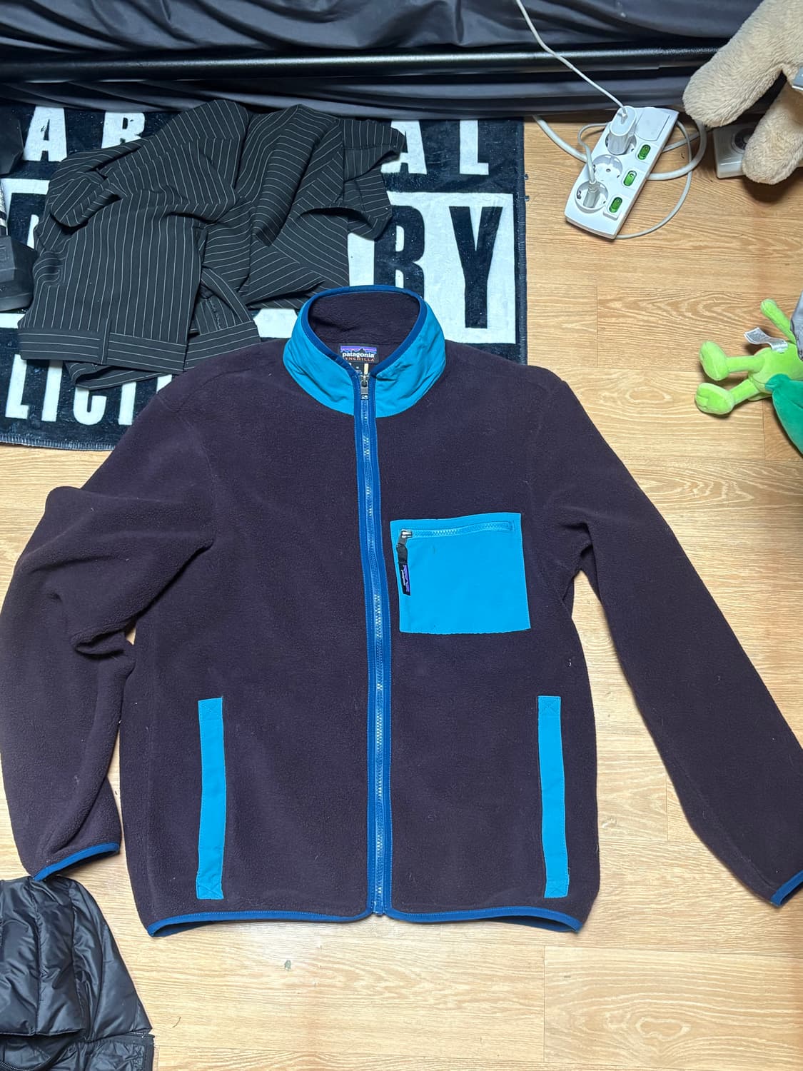 파타고니아 후리스 집업 상품이미지1