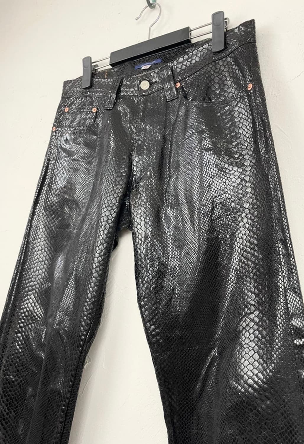 00s Japan snake pattern coated pants 31~ 상품이미지3