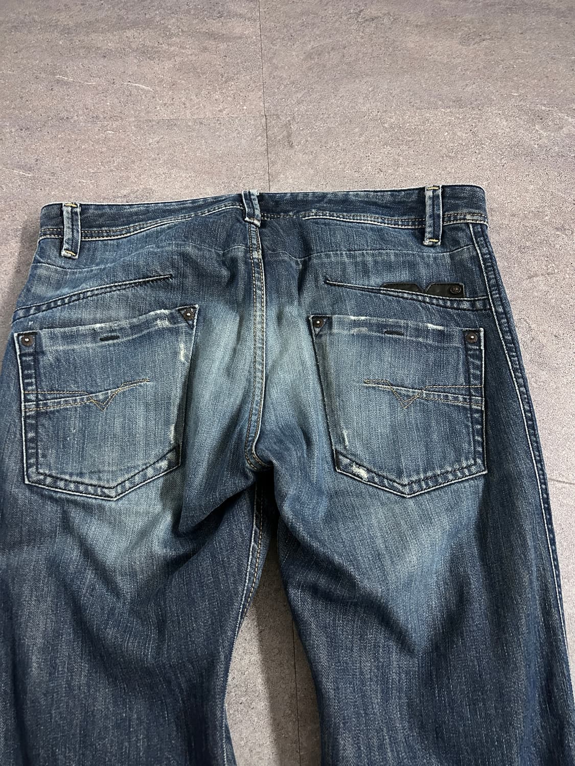 디젤 다론 디스트레스드 데님 팬츠 상품이미지6