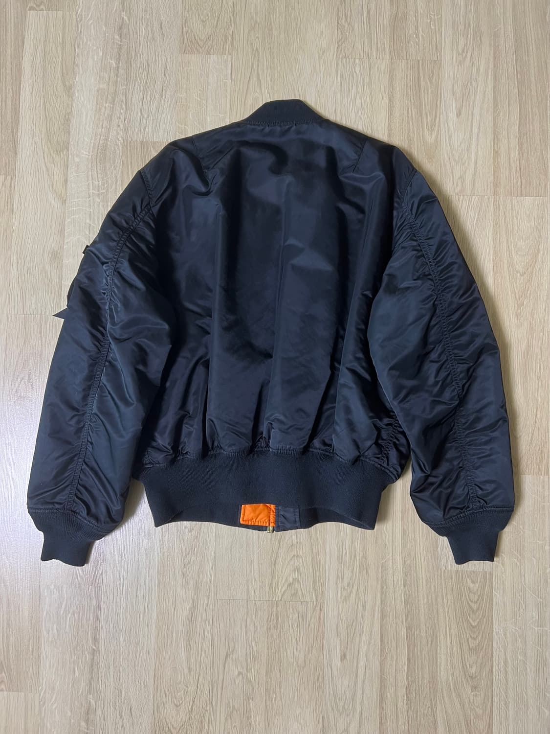 알파인더스트리 ma-1 항공점퍼 XL 상품이미지2