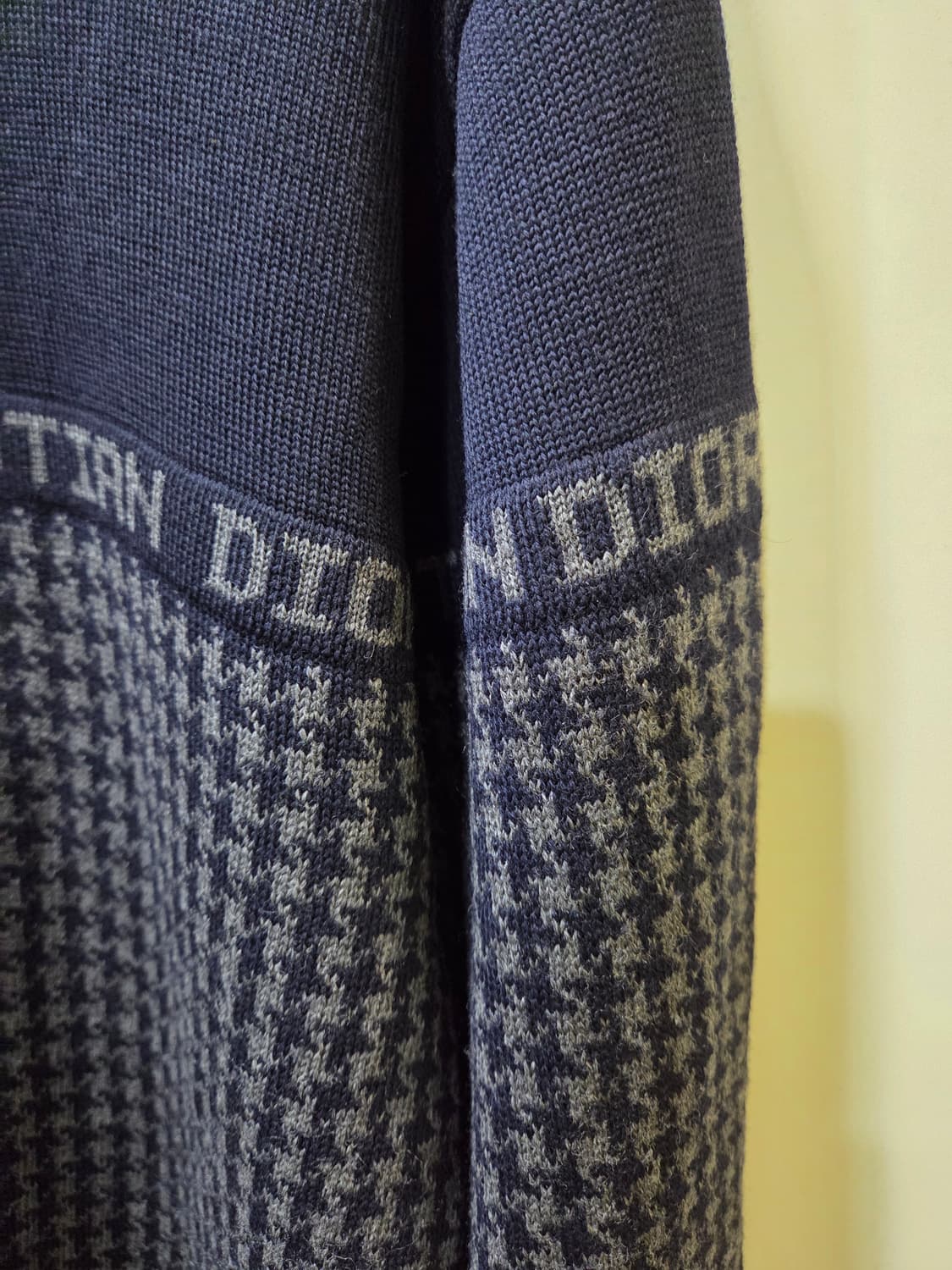 디올 니트 상품이미지5