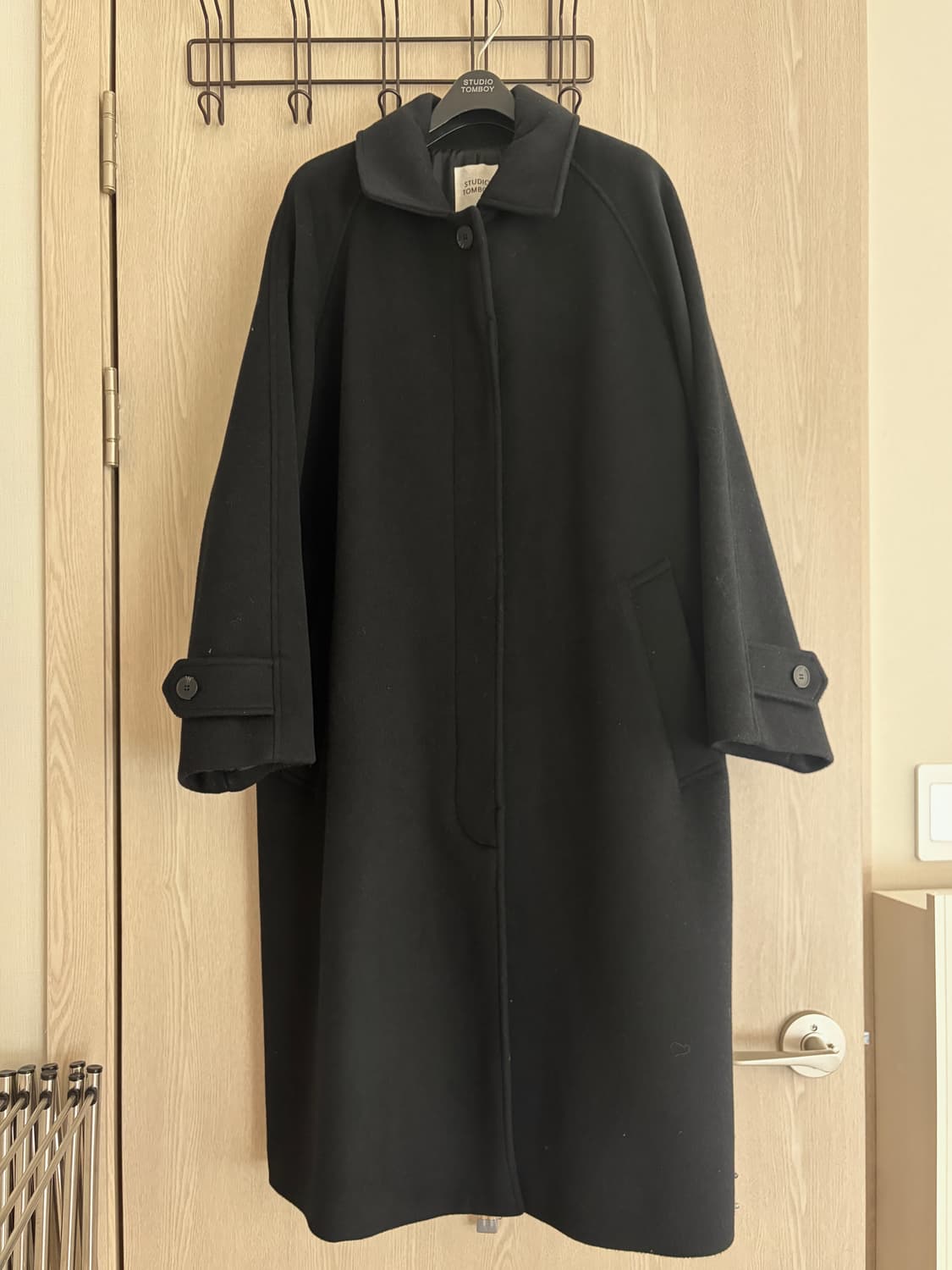 스튜디오 톰보이 A라인 라글란 롱코트 상품이미지3