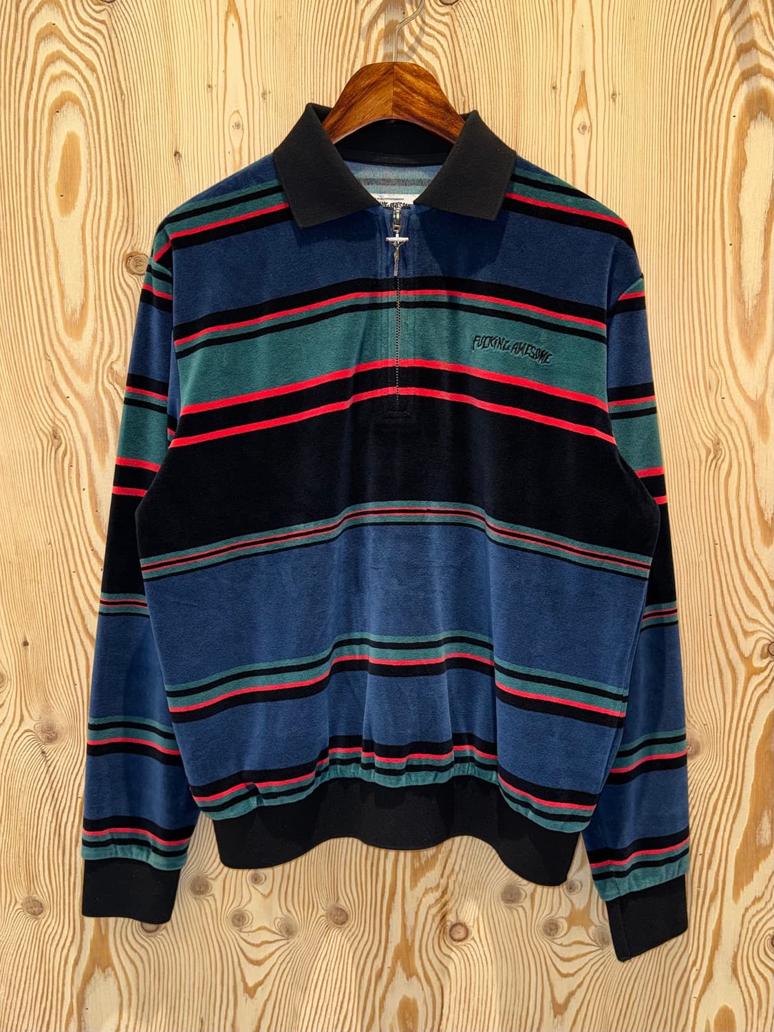 퍼킹어썸 벨루어 하프집업 상품이미지1