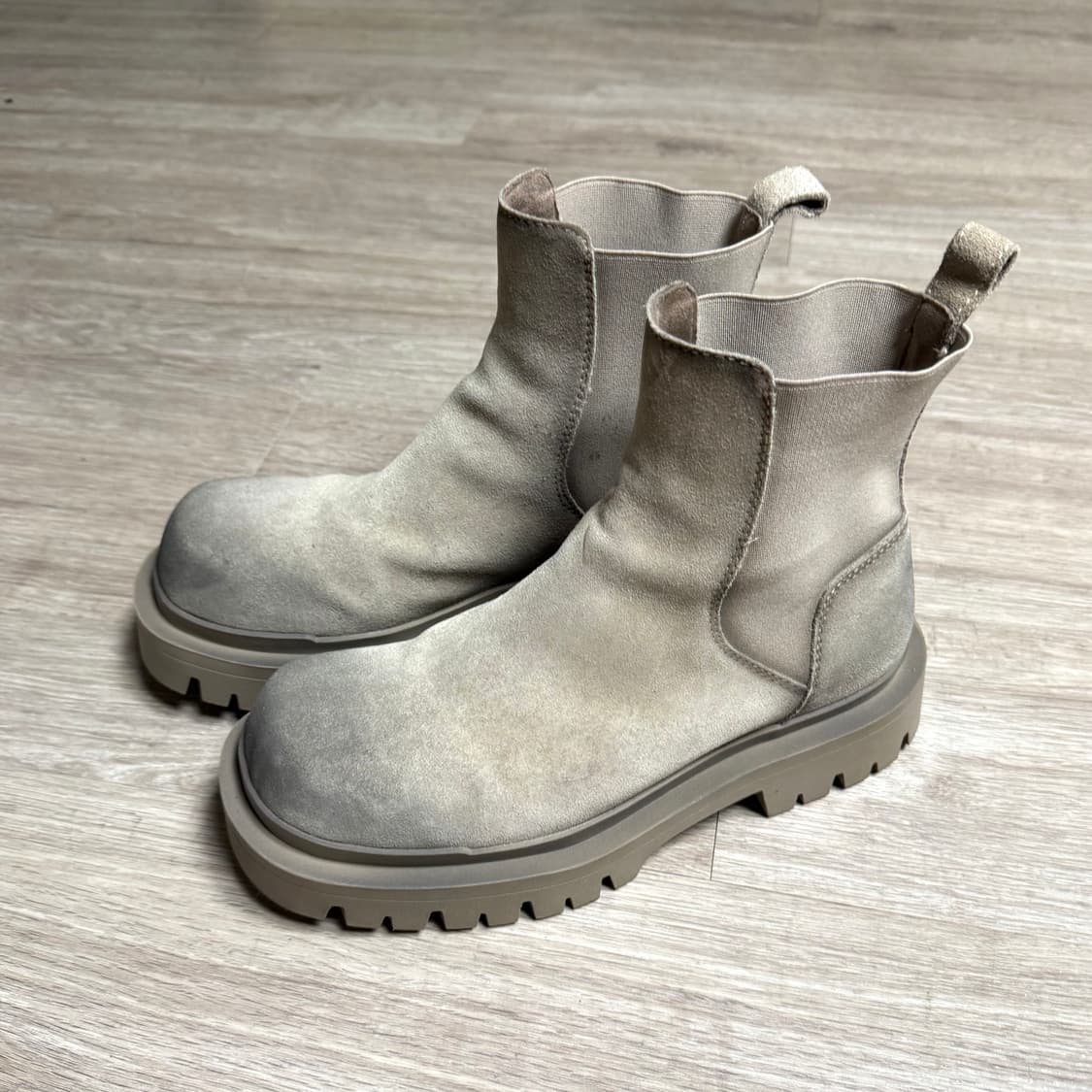 자라 레더 볼륨 부츠 280 (43) 상품이미지3