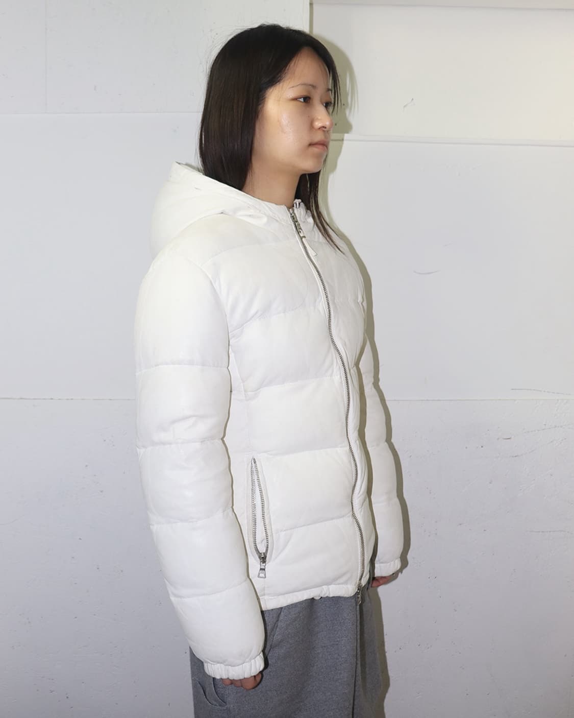 프라다 포 레더 푸퍼 화이트 상품이미지3