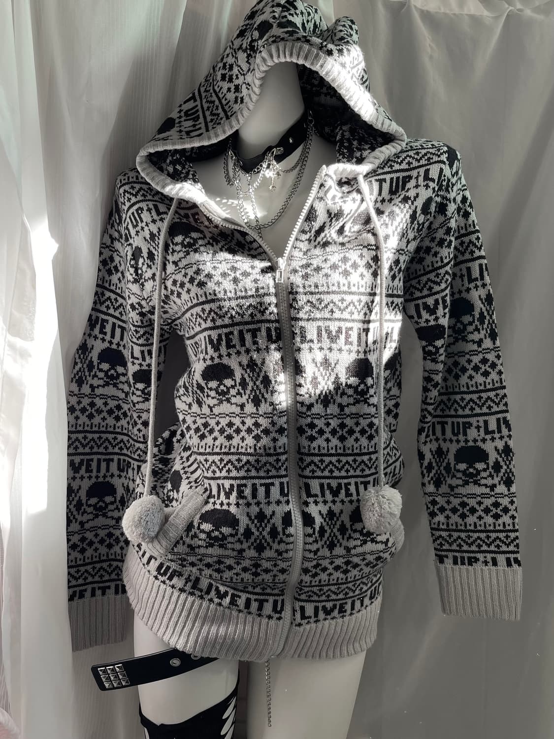 스컬 그레이 니트 집업 상품이미지2