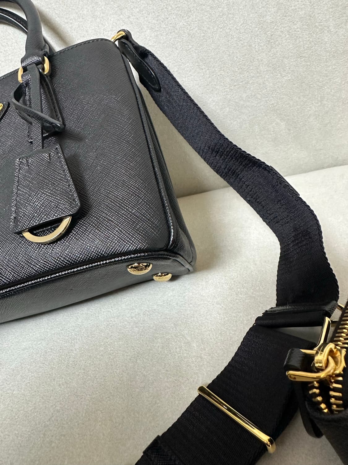 [A+ 정품] 프라다 갤러리아 미니 블랙 상품이미지7