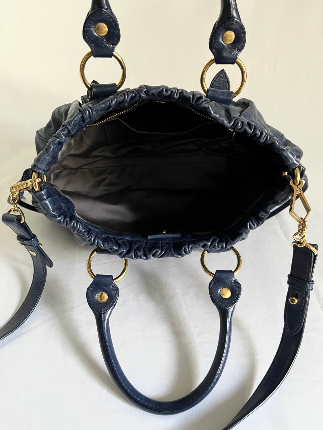 미우미우 2-way 비텔로 샤인 백 상품이미지9