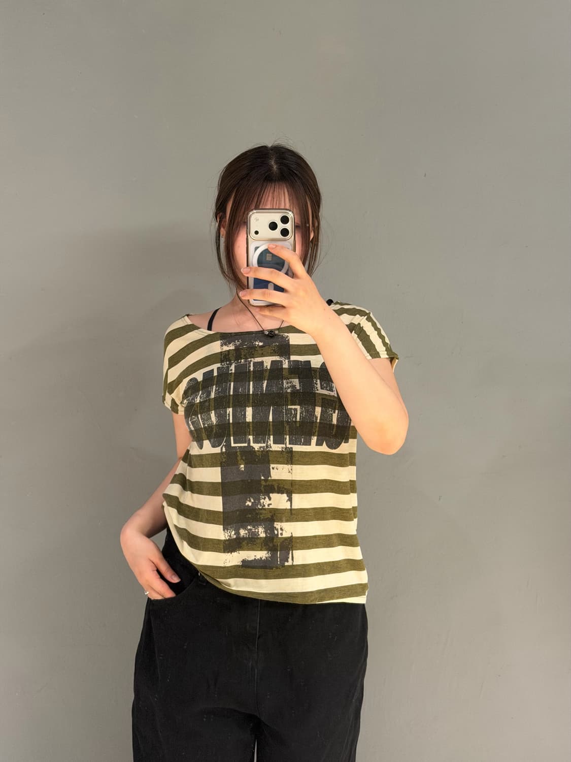 stripe pattern cross lettering top 상품이미지3