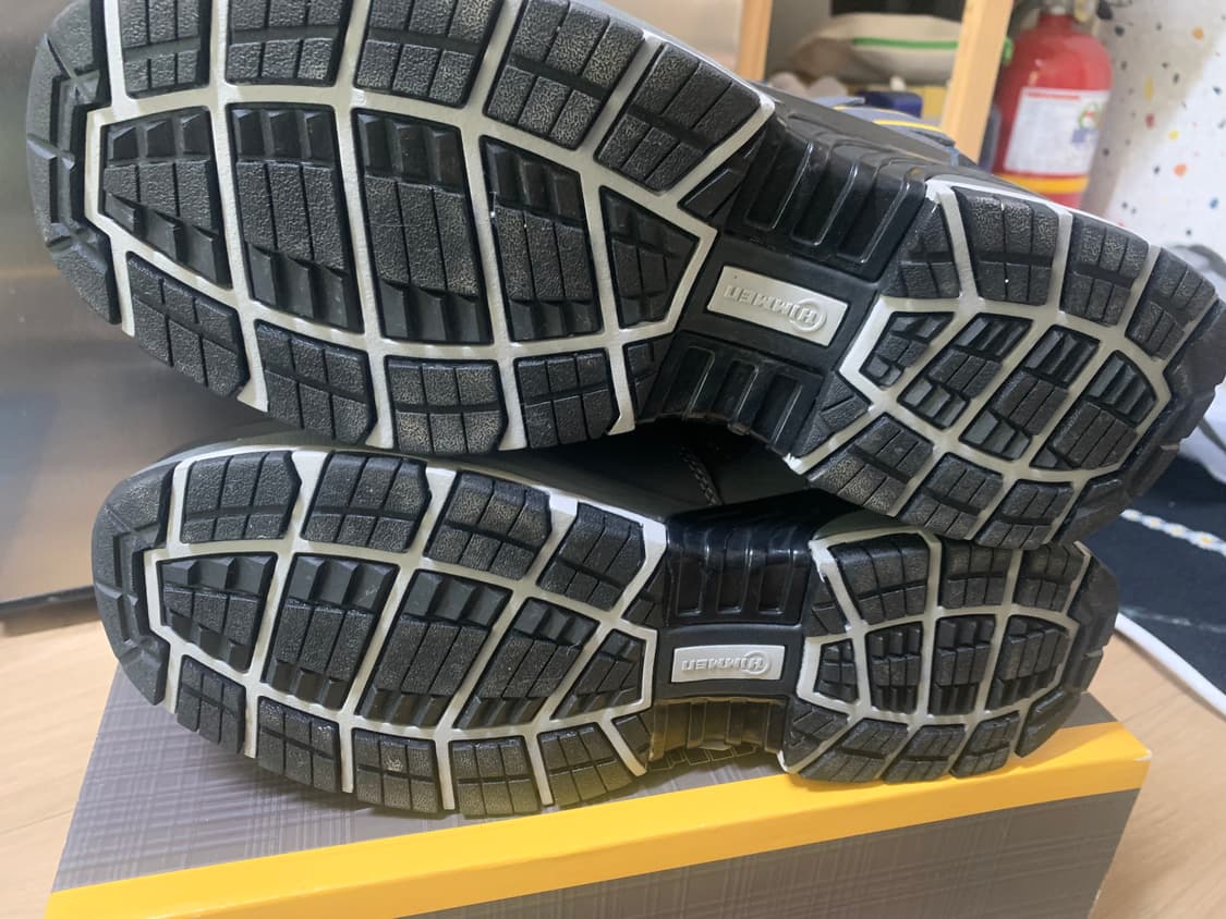 힘맨안전화 새상품 지퍼경량 275 판매 합니다 상품이미지6